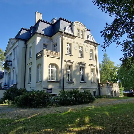 Hotel Palac *