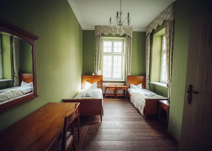 Palac * Borowa (Wroclaw)